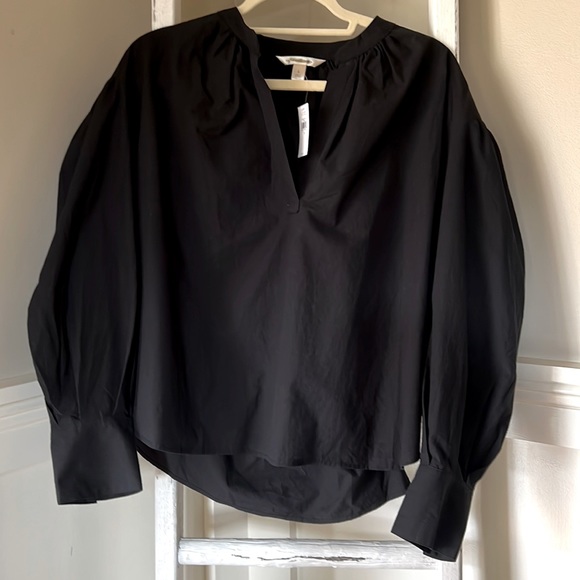 NWT Banana Republic Black Poet Long Sleeve Shirt. Size Small - Picture 1 of 3